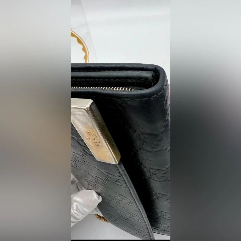 GUCCI. Wallet on chain black monogram - Picture 11 of 12